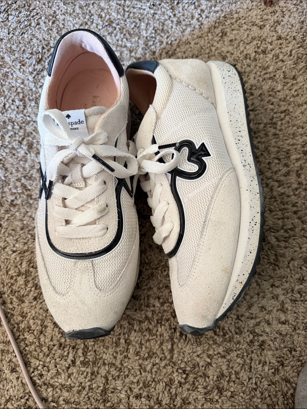 kate spade ♠️ Sz 10 Cream and Black Lace-Up Sneakers GUC
